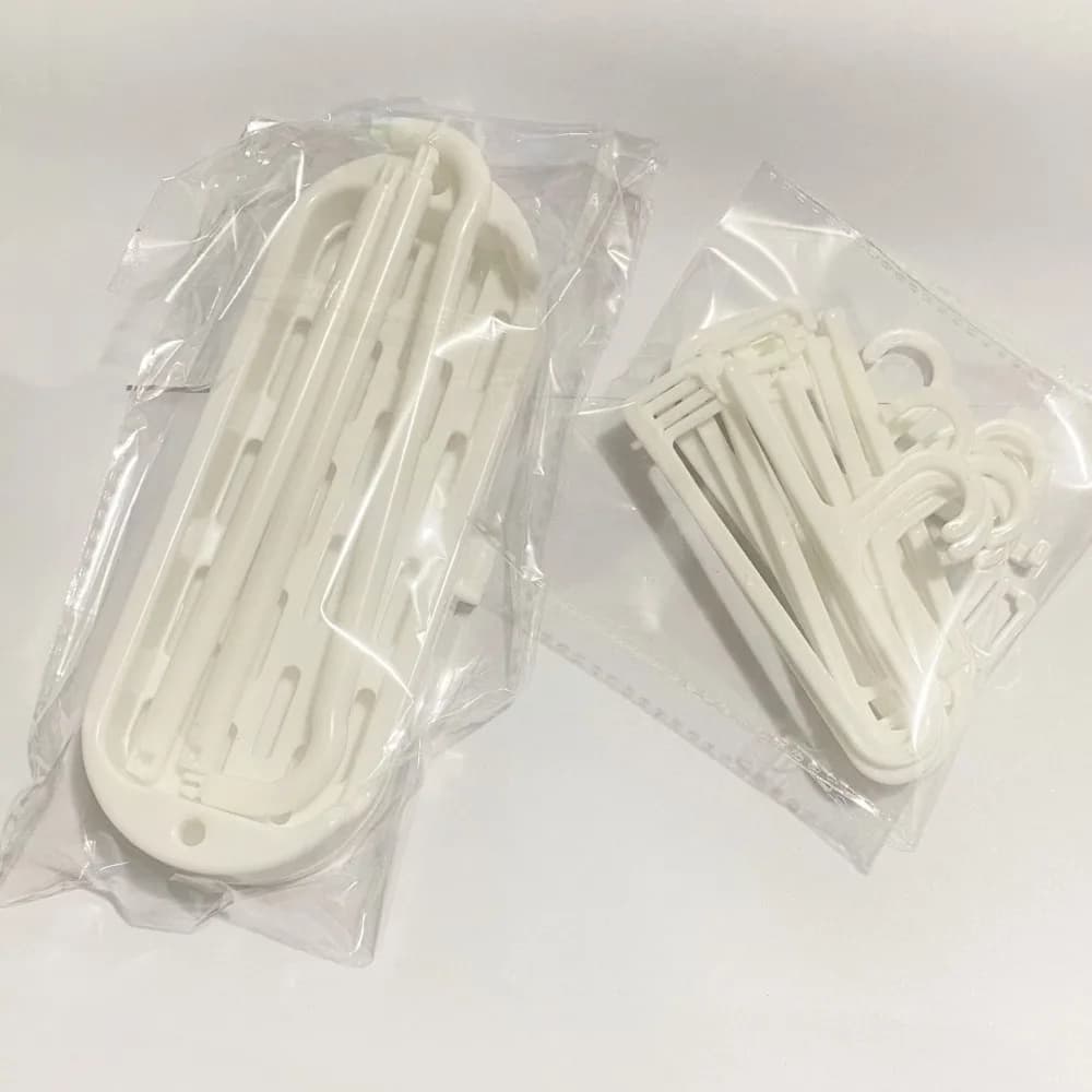 20cm Mini Clothes Hanger Mini Decorative Doll Clothes Storage Rack Multi-functional Clothes Support Rack for /BJD Doll