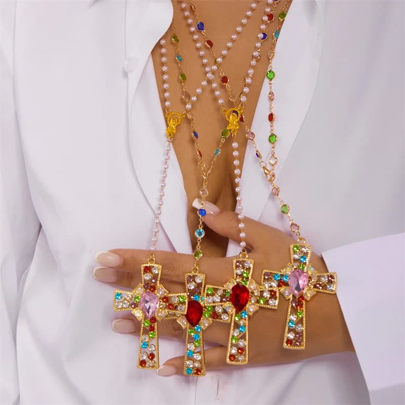 Collana con ciondolo croce zircone goccia d'acqua vintage per donna Gioielli da festa girocollo con nappa lunga con strass rosa rosso di cristallo di lusso