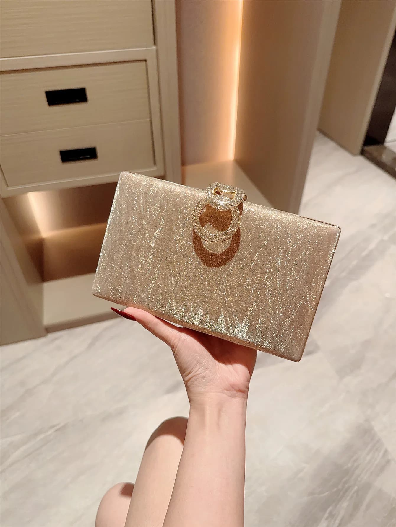 Borse da sera da donna alla moda con paillettes Pochette da giorno con tracolla a catena in metallo con corona con strass Borse da festa di nozze