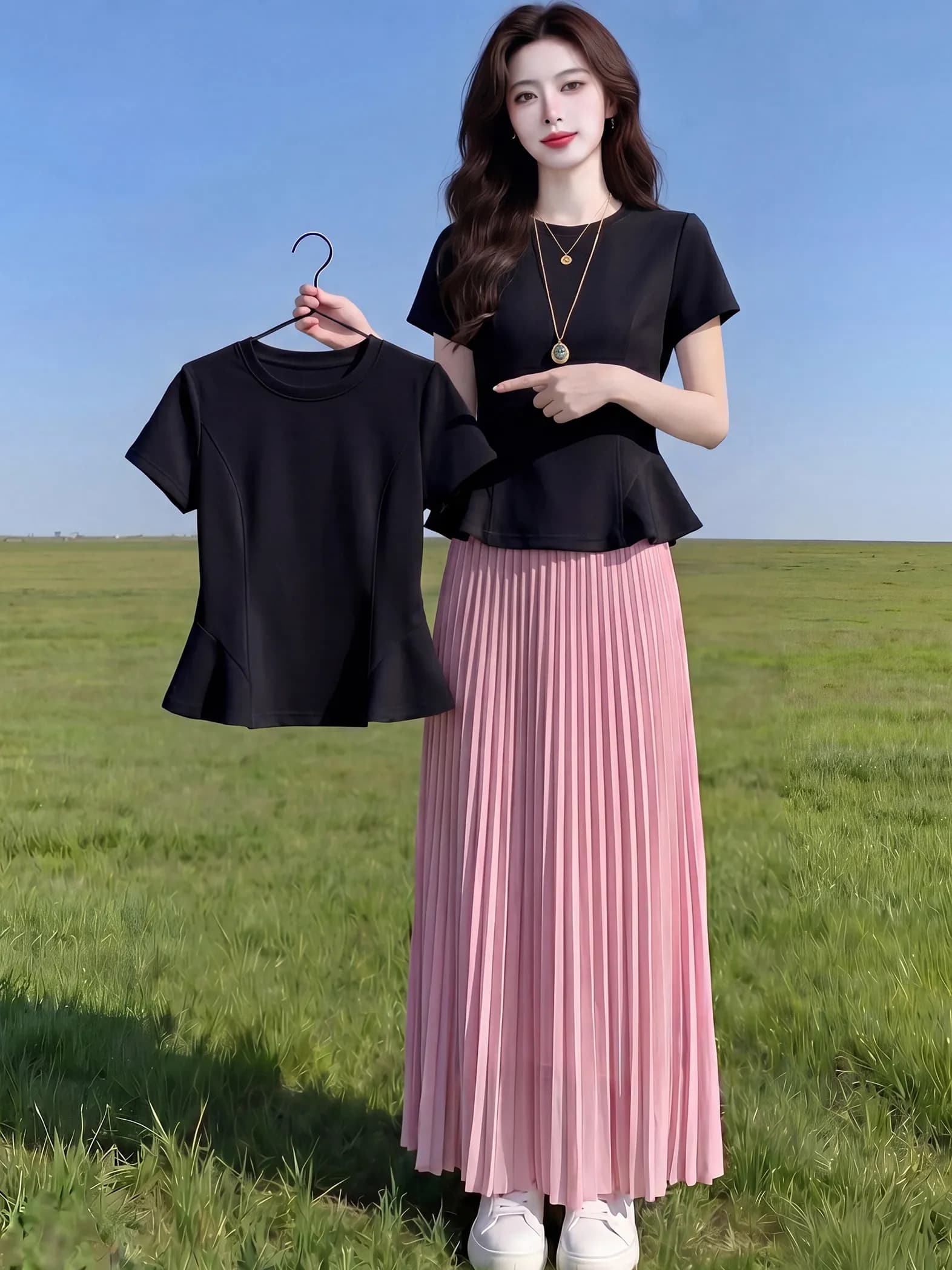 T-shirt da donna slim fit a maniche corte in stile coreano, top casual traspirante, alla moda, versatile, per il tempo libero estivo, con scollo rotondo