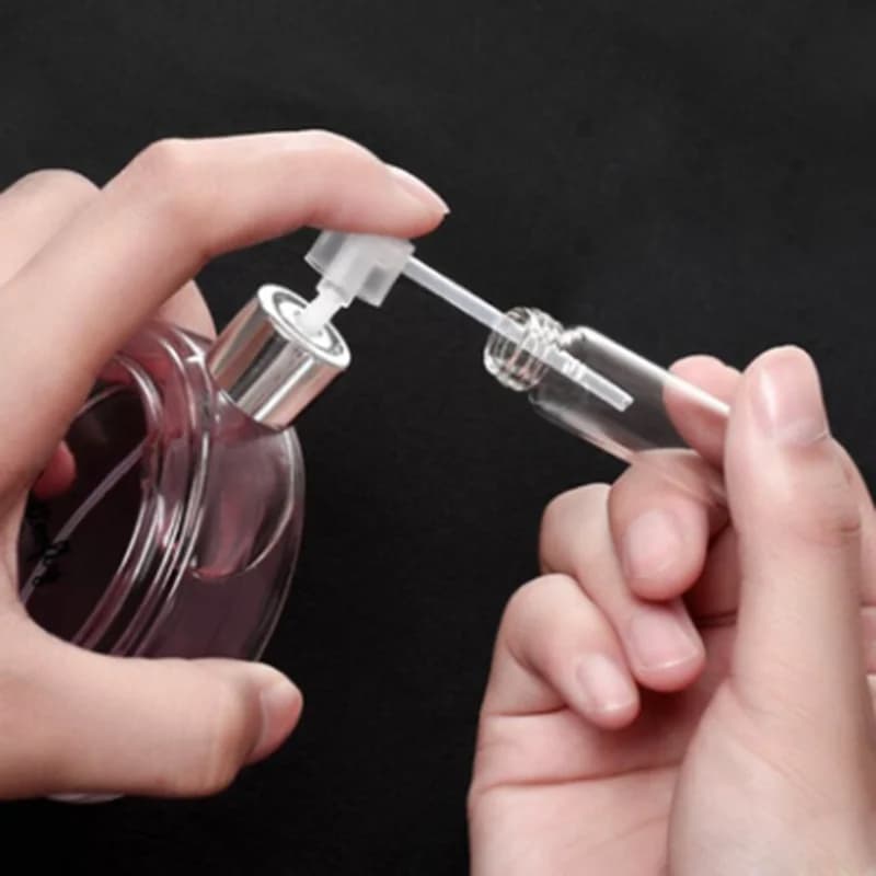 Strumenti per Dispenser di Profumo, Imbuti per Diffusori, Dispenser Cosmetici a Pompa, Spruzzatore Portatile, Dispositivo di Riempimento per Bottiglie con Pompa