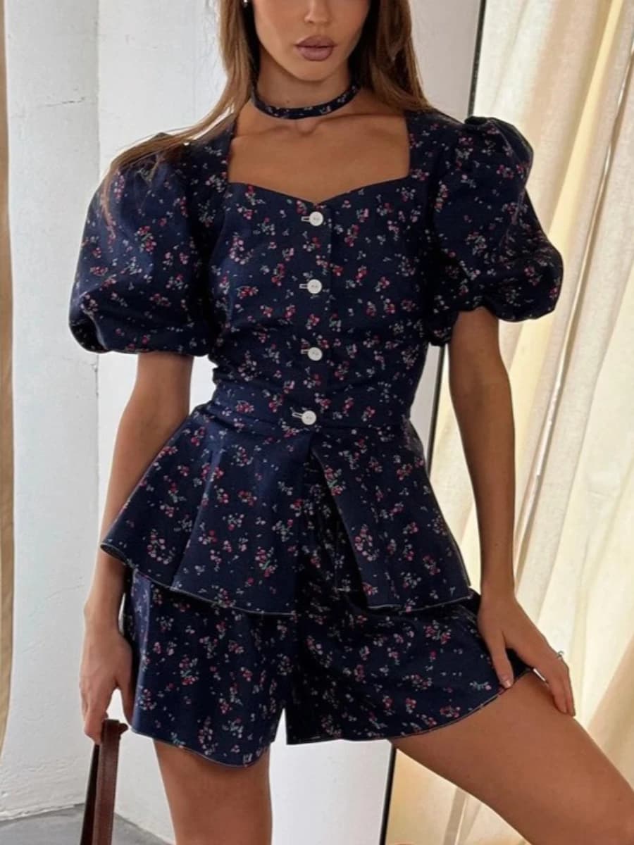 Foamlina Summer Women Floral Matching Set Puff Sleeve Square Neck Button Down Peplum Blouse Elastic Waist Shorts 2 Piece Outfit