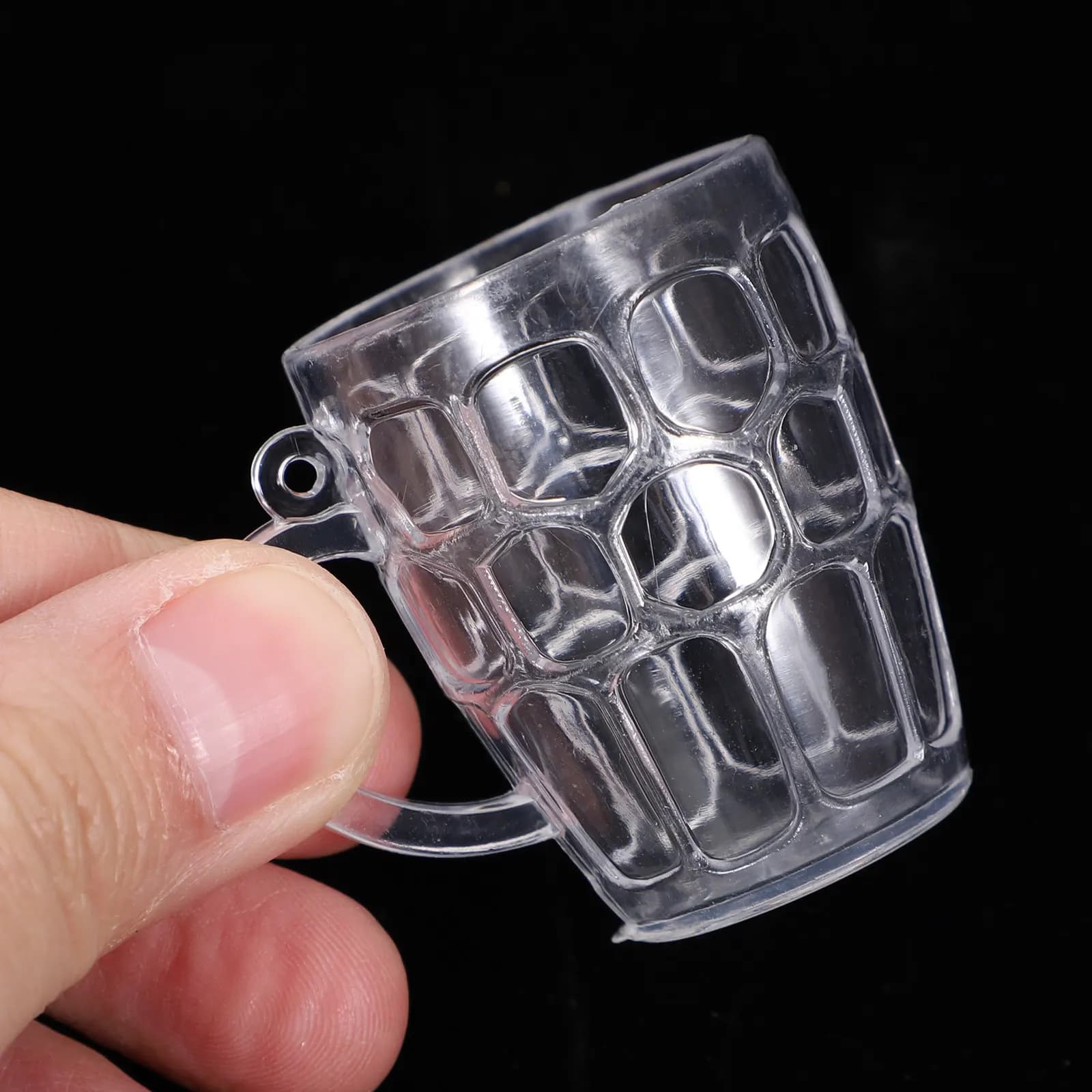 24 Pezzi Mini Bicchieri Realistici da Birra, Tazze in Miniatura per Decorazioni, Micro Paesaggi, Oggetti di Scena per Foto, Accessori Fai-da-te per Artigianato