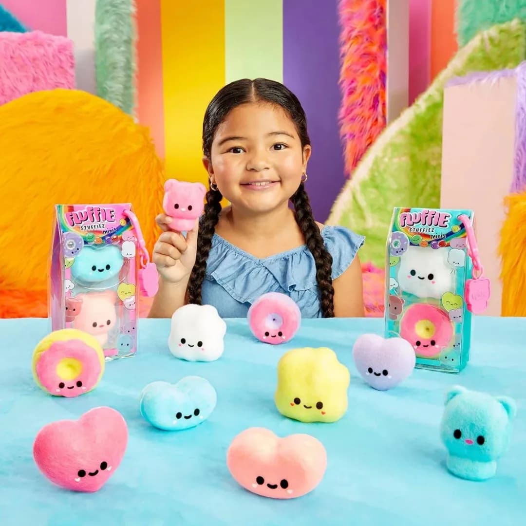 MGA FLUFFIE STUFFIEZS Squishy Blind Box Toys: Giocattoli Antistress a Sorpresa, Miniature Carine, Bambole Morbide, Pull The Fluff Reveal per Ragazze