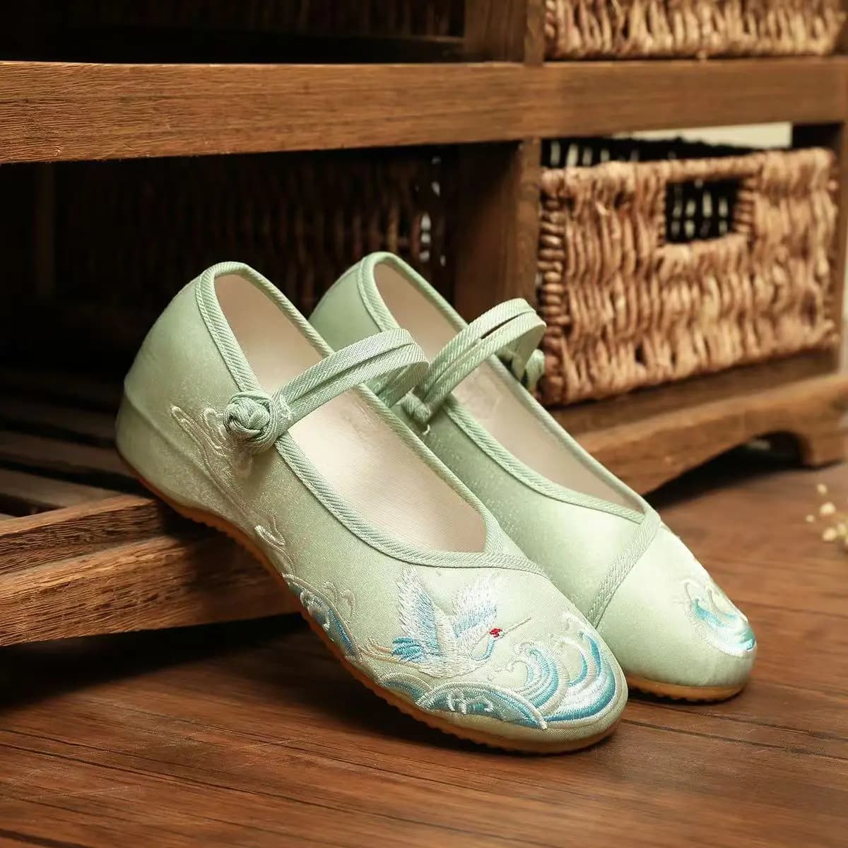 Women Flat Sole Silk Embroidered Shoes Ethnic Style Soft sole Round Toe Shallow Buck Strap Cheongsma Shoes Hanfu Shoes
