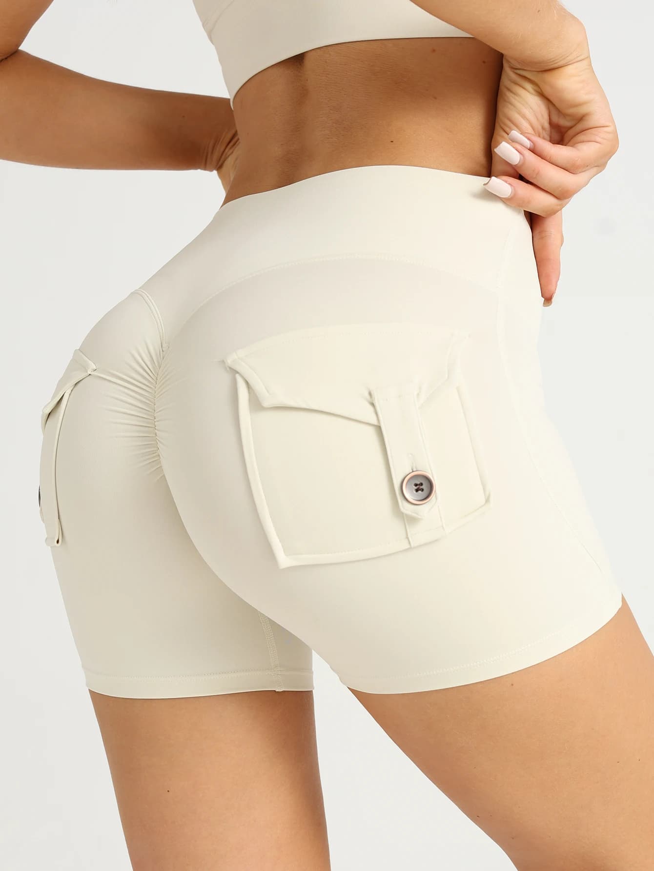 High Life Yoga Shorts with Women's Pockets, Sexy & Modelling, Breathable & Comfortable for Running, Fitness, Leisure & Cycling