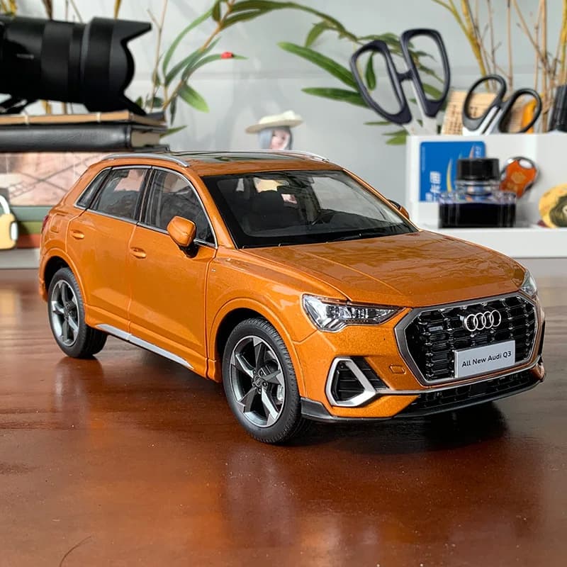 1:18 Original Model,China FAW VW AUDI Q3 Q3L 2019,Alloy Car Model for Display,Gift and Collections