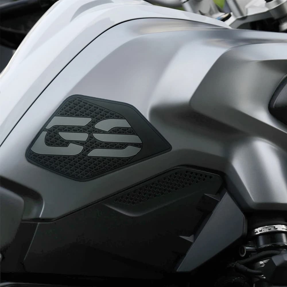 Side Protections for Carbon Fiber Tank for BMW R1200 GS (2013-2017)