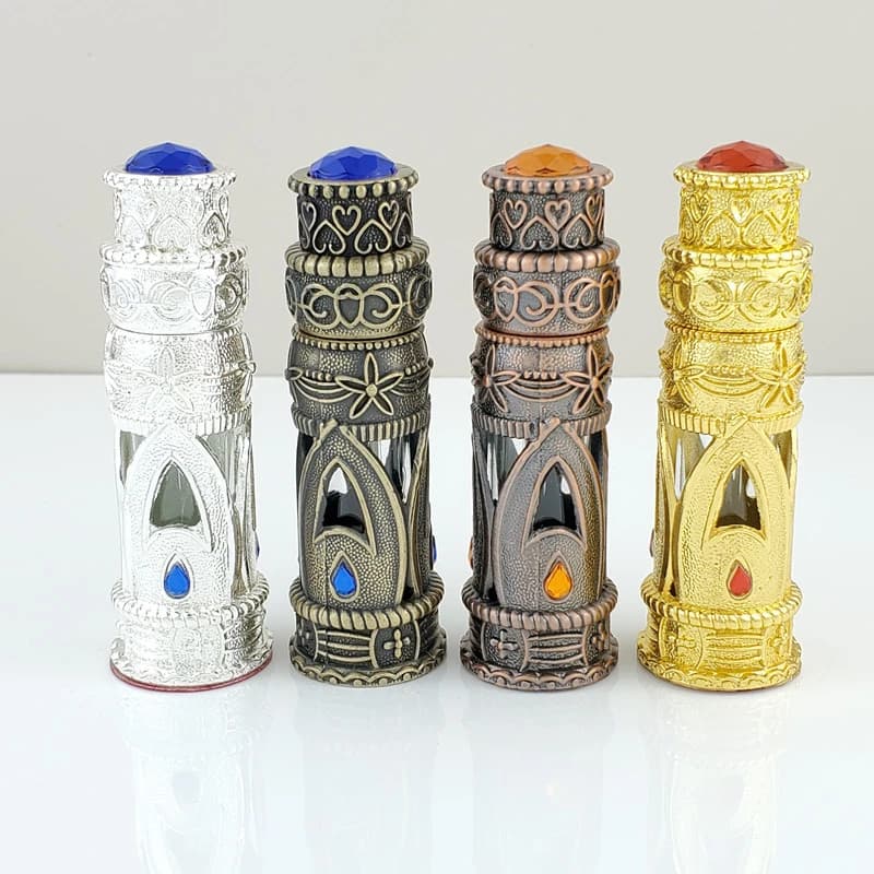 Bottiglia di vetro in bronzo Arabo Dubai Essenza Olio essenziale Profumo Bottiglia separata Cosmetici Bottiglia di stoccaggio da 5 ml Stile cilindrico