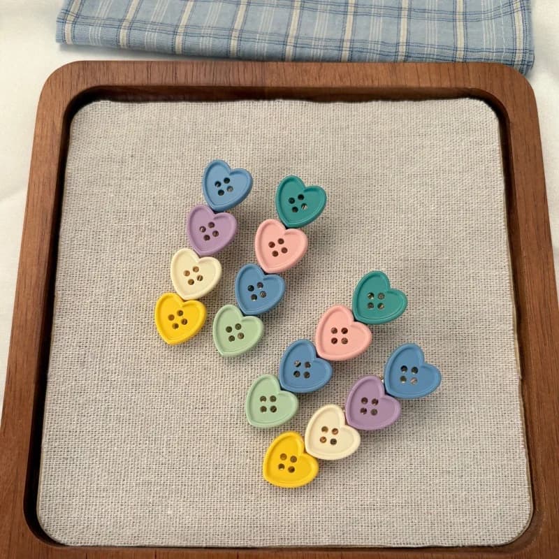 Girls Cute Heart Button Hair Clips Mixed Colors Side Bangs Clip Candy Sweet Barrette Hairpin Children's Fashion Hair Accessories