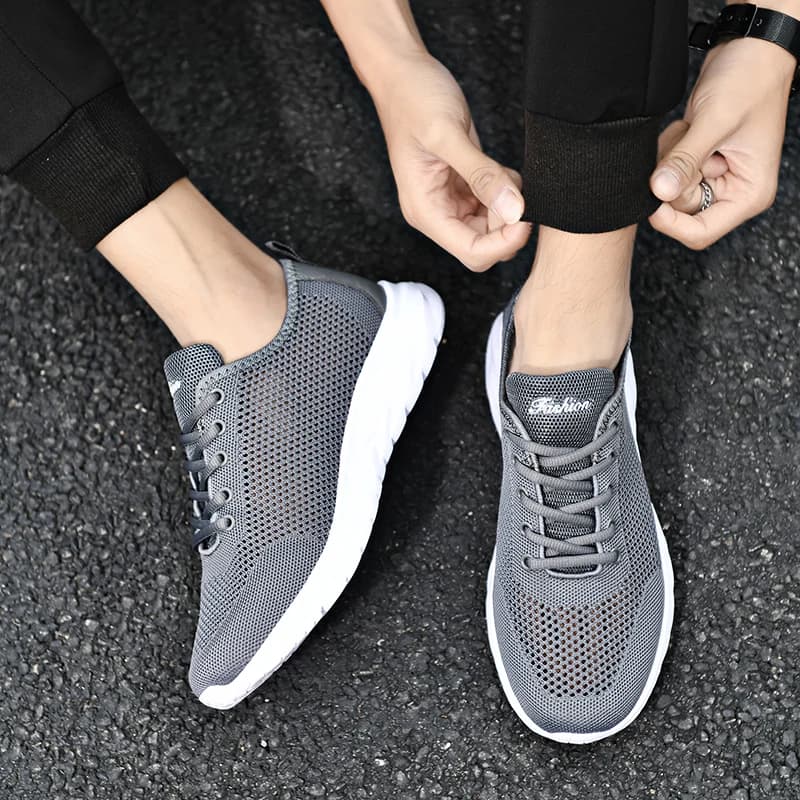 Scarpe da corsa casual traspiranti da uomo leggere da corsa all'aperto con suola morbida da passeggio casual antiscivolo estive Tenis Masculino