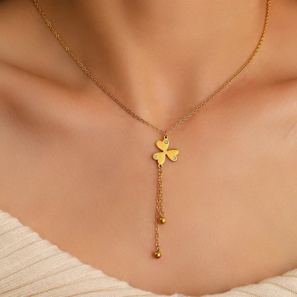 DGIDDK Collana in acciaio inossidabile Classico quadrifoglio Cristallo Zirconia Nappa Catena Collana con ciondolo a campana Gioielli da donna