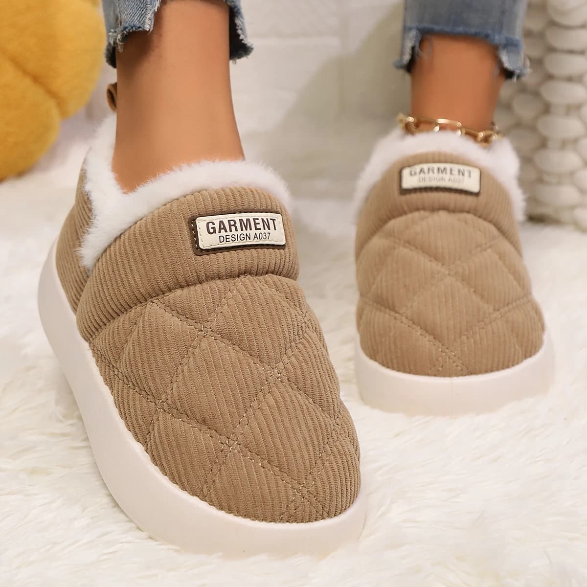 Stivali da donna 2025 Nuovo Inverno Donna Peluche Interno Reslide Suola Suola Spessa Scarpe Impermeabili Piatto Caldo Stivali di Cotone Zapatos Mujer