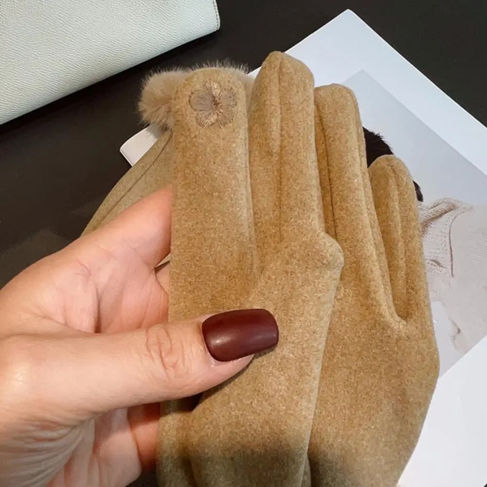 Guanti da ciclismo in pelle scamosciata calda in cashmere femminile ricamato Guanti da guida touch screen da donna con polso in peluche di velluto doppio spesso