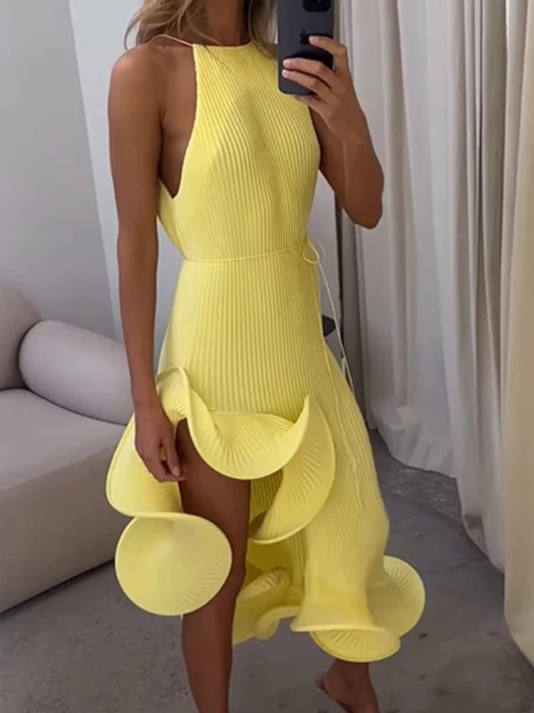 Abito lungo snellente in vita irregolare senza maniche stile vacanza elegante e sexy delle nuove donne di moda estiva 2025