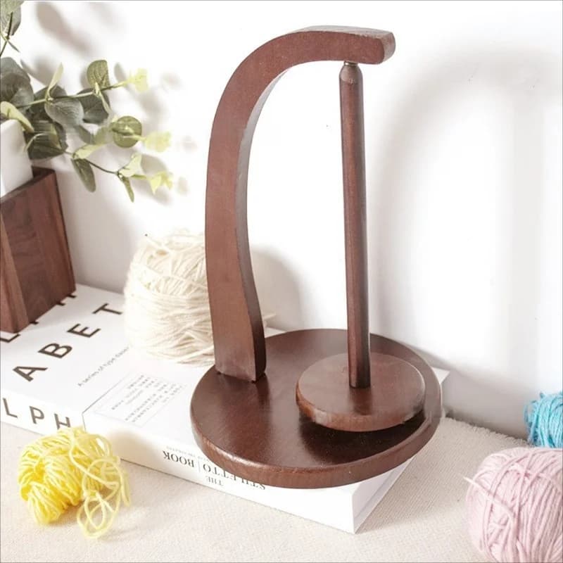 360° Rotatable Wooden Yarn Holder Tabletop Thread Spool Stand Hand Braiding Household Yarn Storage Organizer
