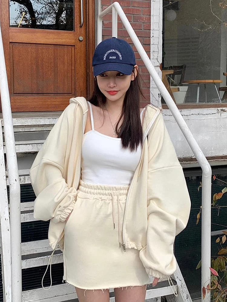Chic Autumnal Casual Loose Fit Long Sleeve Hoodie And High Waist Skirt Set for Women Zipper Closure Comfortable Style