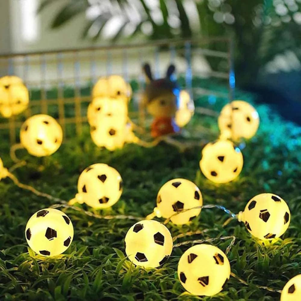 Luci a stringa a LED a tema calcio, luci decorative a LED alimentate a batteria, luci decorative a tema calcio per la decorazione di camerette, feste e bar