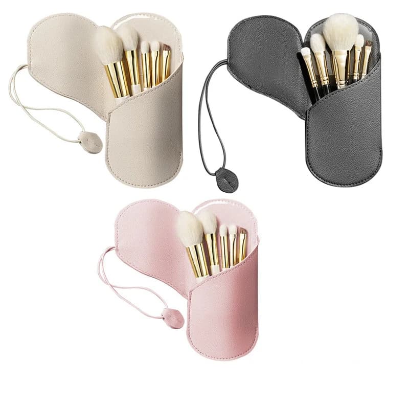 Borsa per pennelli per trucco con cuore rosa pesca - Elegante porta pennelli cosmetici portatile in pelle PU per viaggi e uso all'aperto
