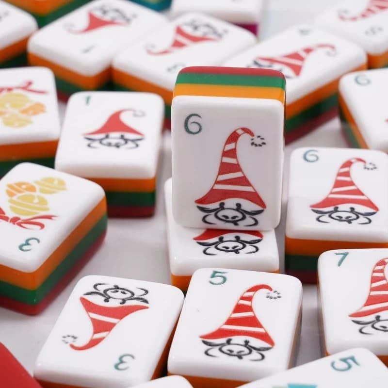 Luxury Christmas Mahjong Tiles American 160pcs 4-Layer Acrylic Engraved Mahjong Set Mah Jongg Tiles with Rule Card for Family