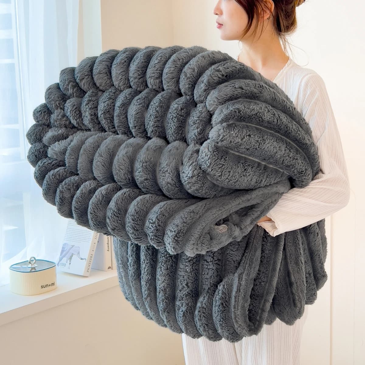 Multifunctional cover with wide stripes thickened in solid color, can be used as blanket sheet cover, nap blanket, pet blanket