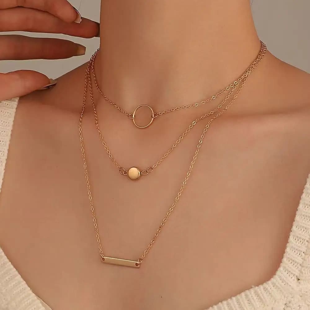 Lxx Gioielli di moda europei e americani, Collana a tre strati dal design semplice, Collana lunga versatile ed elegante