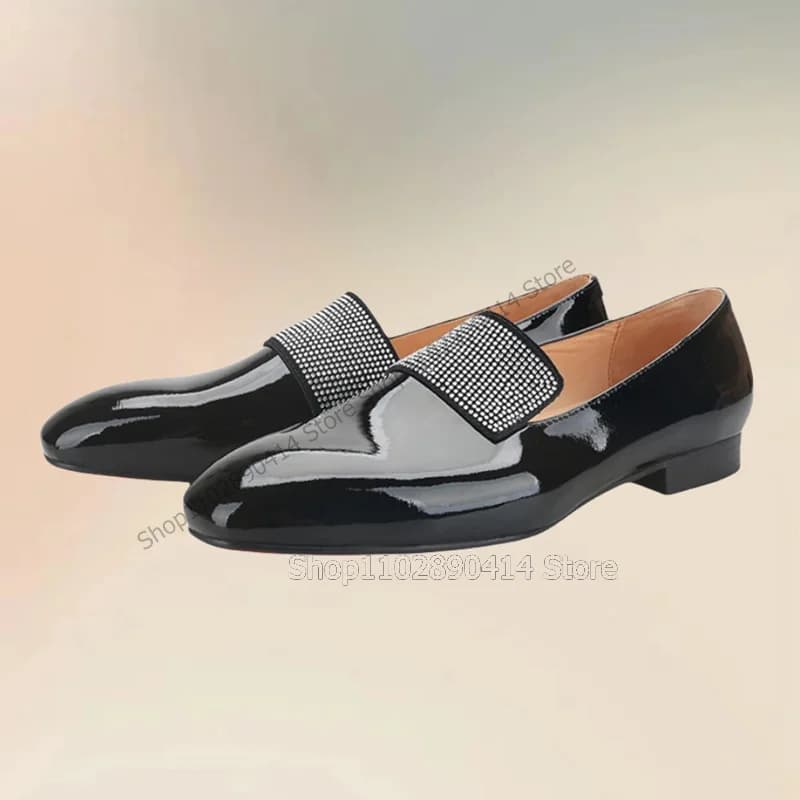 Crystal Decor mocassini con punta quadrata in pelle verniciata nera moda Slip On scarpe da uomo lussuose scarpe eleganti da uomo fatte a mano da ufficio per feste