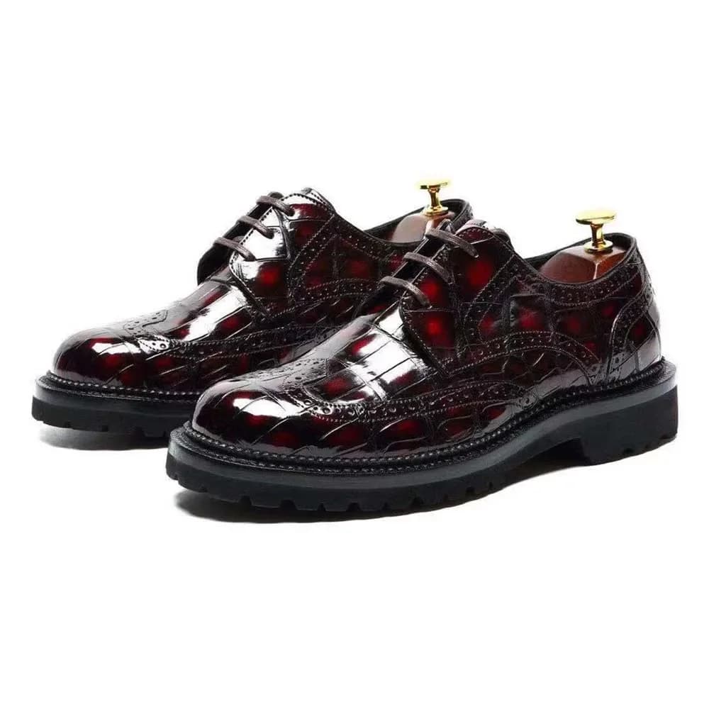 Nuove Scarpe Formali da Uomo in Pelle di Coccodrillo Rosso Vino con Suola in Gomma Spazzolata