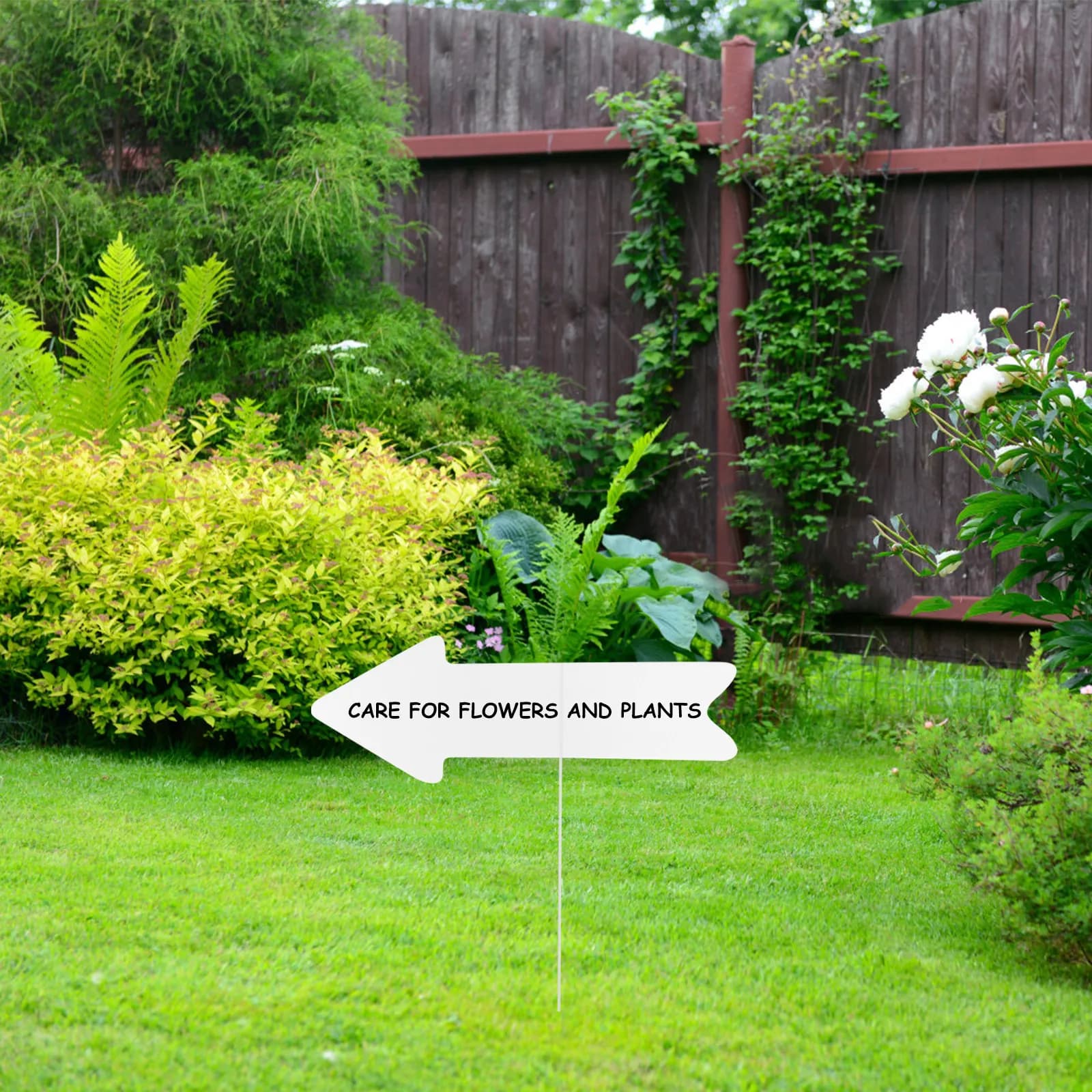 5Pcs Plastic Blank Yard Signs with Arrow Stakes Smooth Hard Surface for DIY Painting Drawing Outdoor Lawn Garden Signage