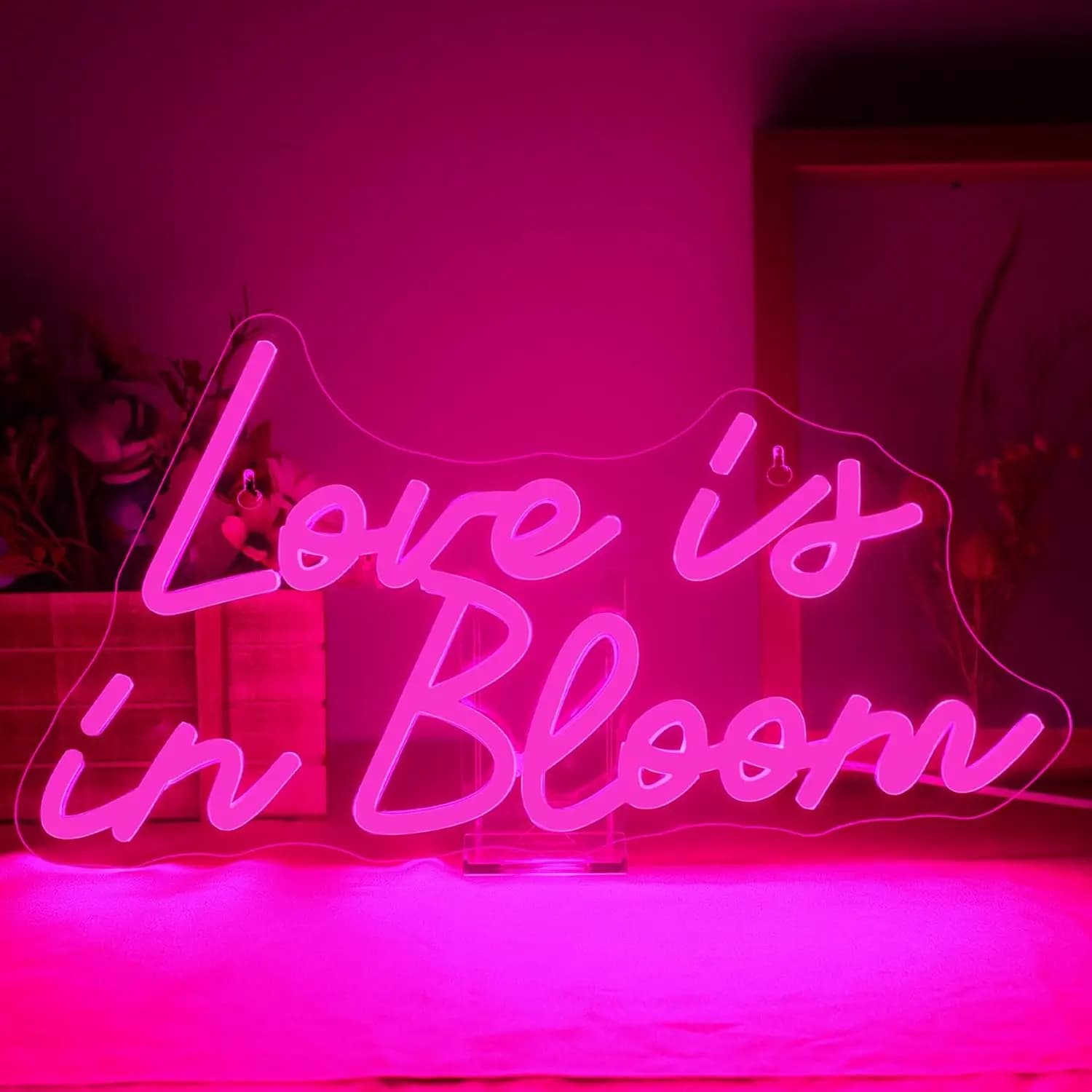 Insegna al Neon 'Love is in Bloom' in Rosa, Decorazione Romantica per Camera da Letto, Soggiorno, Matrimonio, Arte LED a Tema Amore, Regalo per Lei
