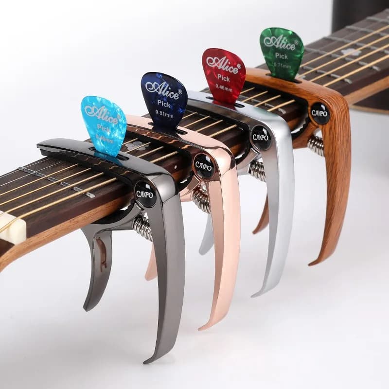 Eccellente Capotasto per Chitarra in Metallo con Clip di Regolazione, Tre-in-uno, Clip per Cintura in Lega di Alluminio, Capotasto Universale con Clip di Sintonizzazione