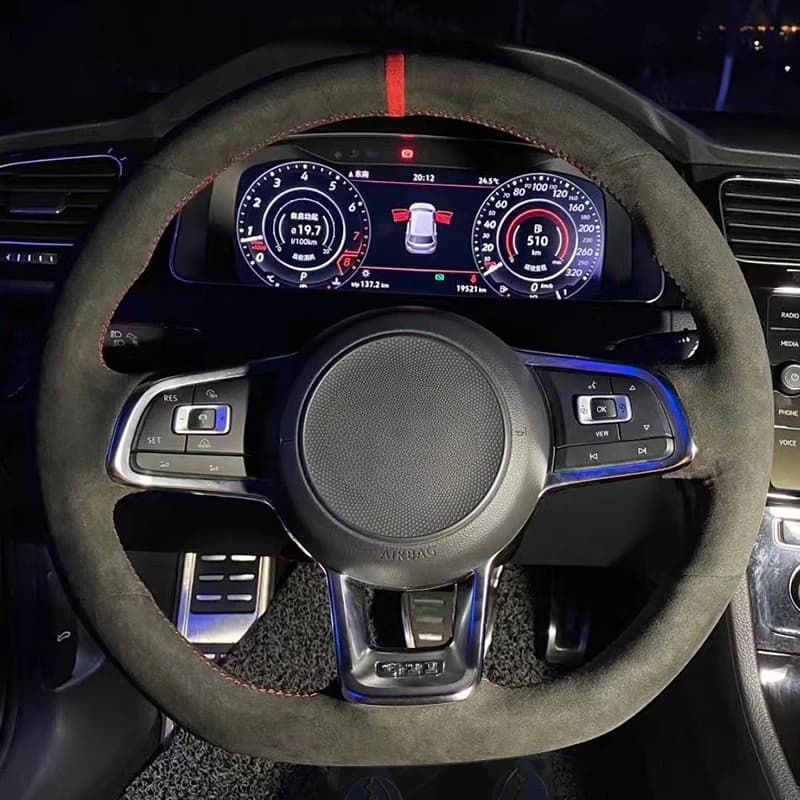 Per Volkswagen VW Golf R MK7 Golf 7 GTI VW Polo GTI Scirocco 2015 2016 Coprivolante per auto in pelle scamosciata nera cucita a mano