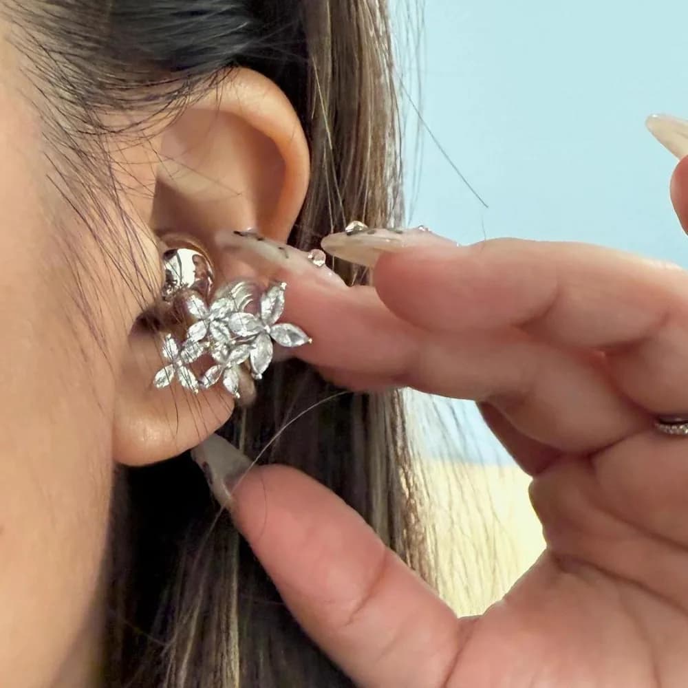 Moda squisita flash strass orecchio-clip trasparente nappa farfalla orecchini orecchio gioielli traslucidi ali clip orecchio donne