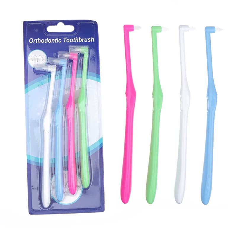 Universal Brush 4 Pieces, Soft Cleaner for Dentis and Orthodontic Equipment, for Daily Cleaning of Interdental Spaces and Home Oral Hygiene
