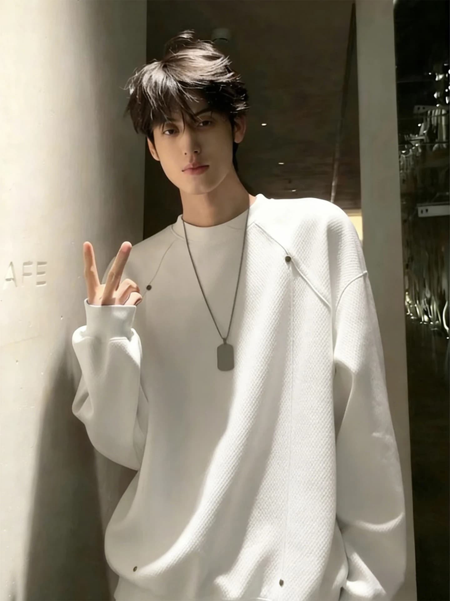 Thiened Long Sve Men's Fce Lined Hoodie Winter American Design Sense Rivet Splicing Sweatirt Casual Sle Color