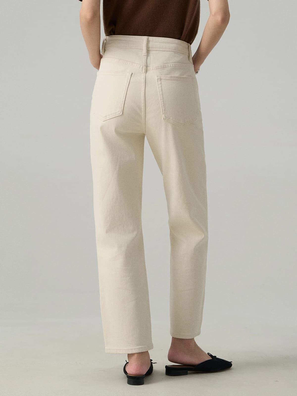 Jeans bianchi snellenti a nove tendaggi a gamba dritta Pantaloni da pane francesi da donna e Pantaloni a tubo di piccole dimensioni Stagione primaverile