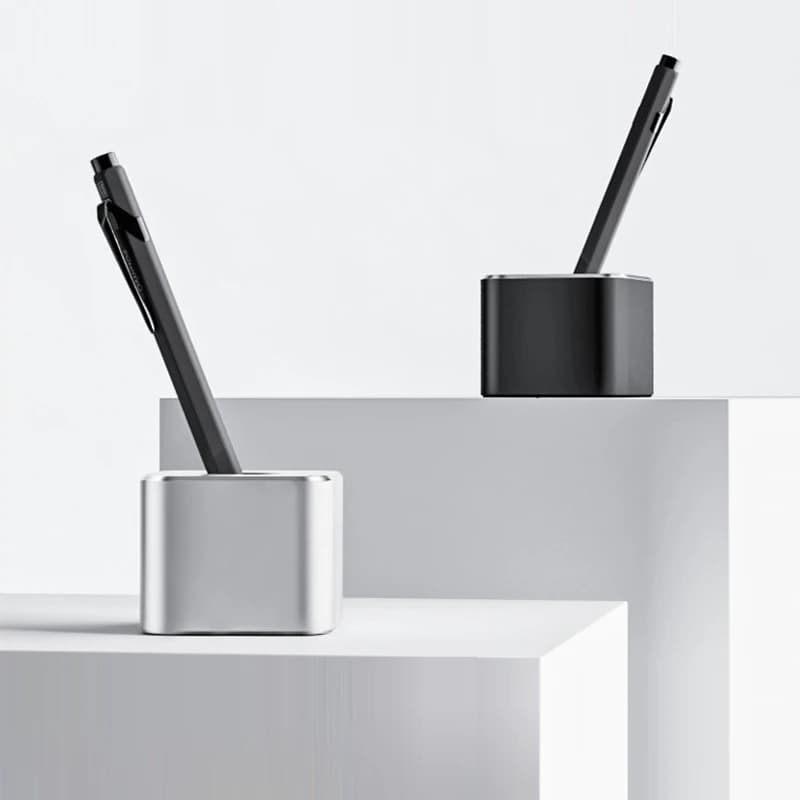 Portapenne in alluminio con base antiscivolo per matite, rasoi, spazzolini, organizer da bagno e da scrivania