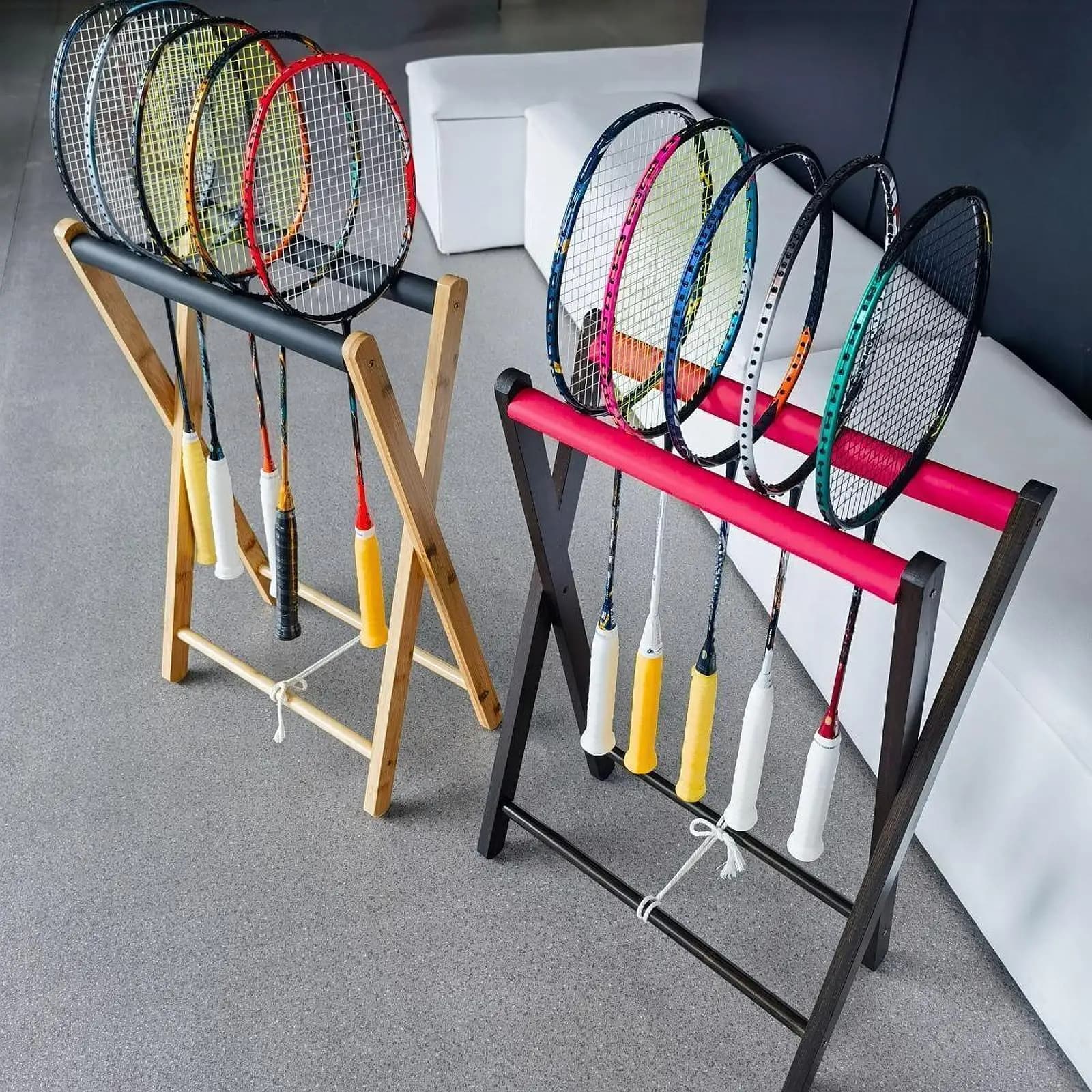 Scaffale portaoggetti per racchetta da badminton, robusto, multifunzionale, stabile, supporto per racchetta da tennis, per garage scolastici a casa