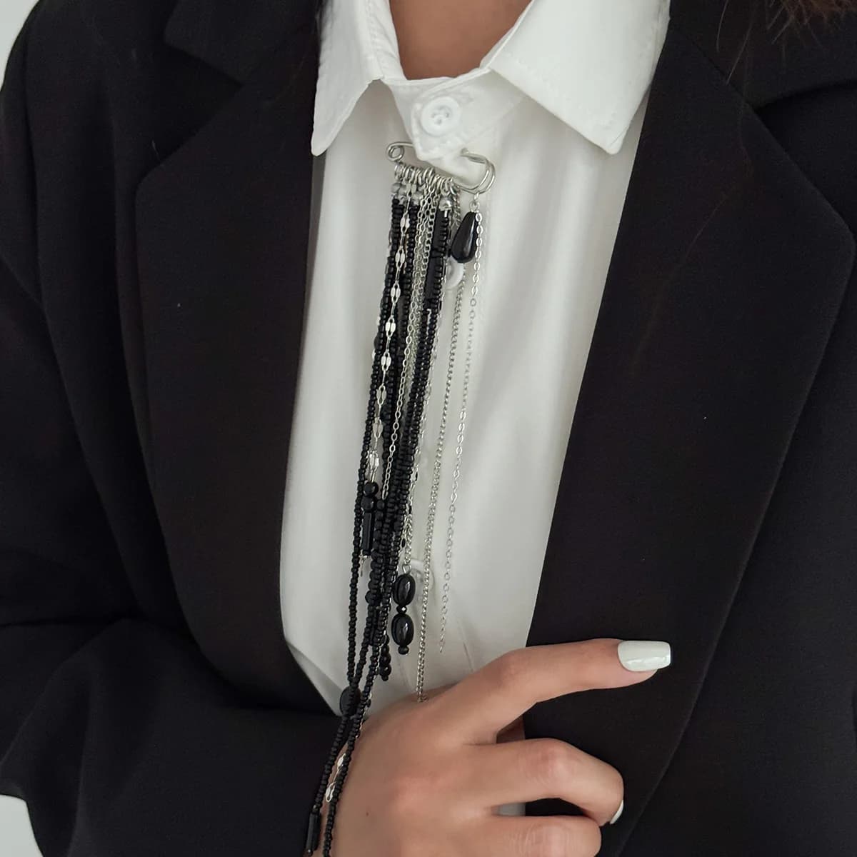 Accessory Personalized Suit Anti-Flash Bead Necklace Pin Hanging Ornament Ins Waterproof Crystal Tassel Chain BroochX00344