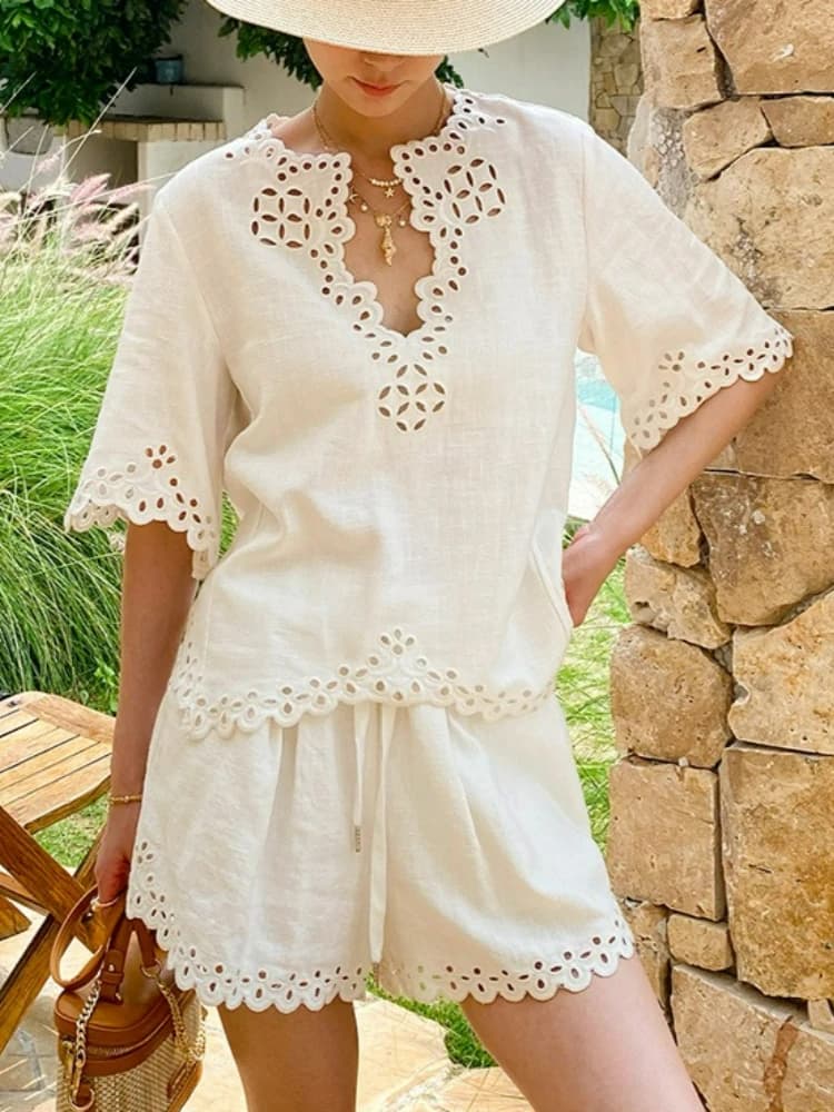 Summer White Linen Blouse Shirt Women Hollow Out Lace Embroidery V Neck Loose Short Sleeve Elegant French Casual Ladies Tops New