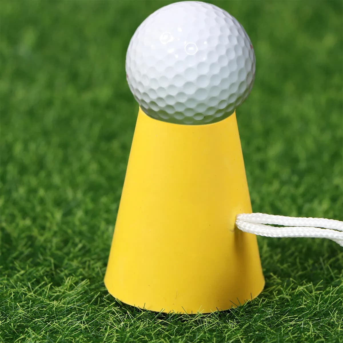Set di 4 Tee da Golf in Gomma Jumbo Colorati (Giallo, Rosso) con Diverse Altezze per Giornate Invernali Fredde