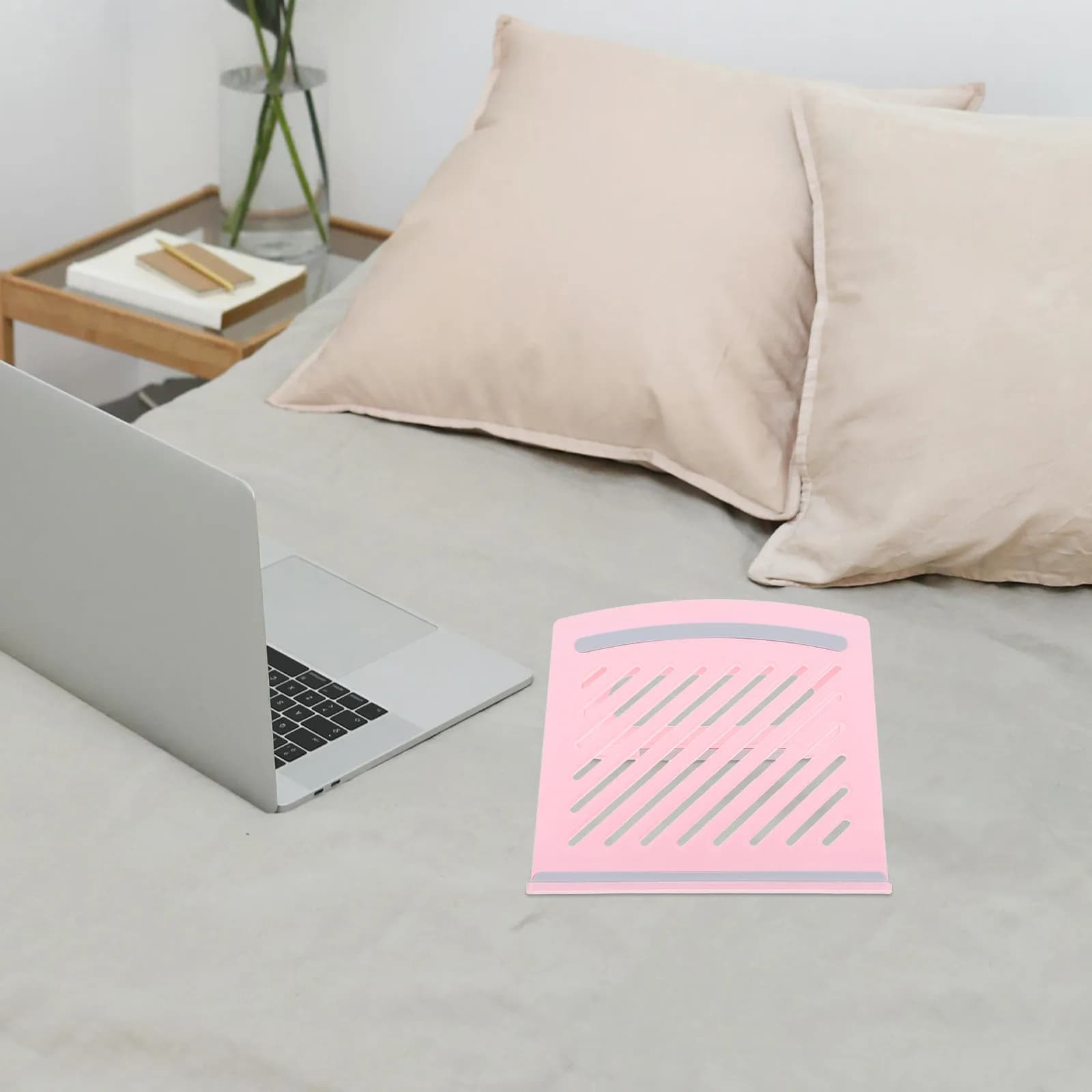 Supporto per Laptop Ventilato e Pieghevole, Altezza Regolabile, Multi-Angolo, Rialzo Ergonomico da Scrivania per Casa, Ufficio, Biblioteca, Caffetteria