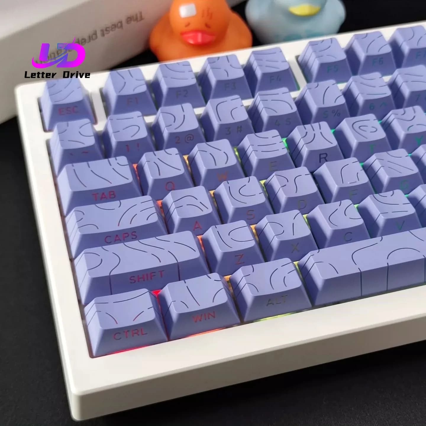 Keycap per Tastiera Meccanica 2026 con Incisione Laterale, Effetto Crack, Retroilluminato, Cherry PBT+PC, Bicolore, Stampato a Iniezione, Compatibile MX