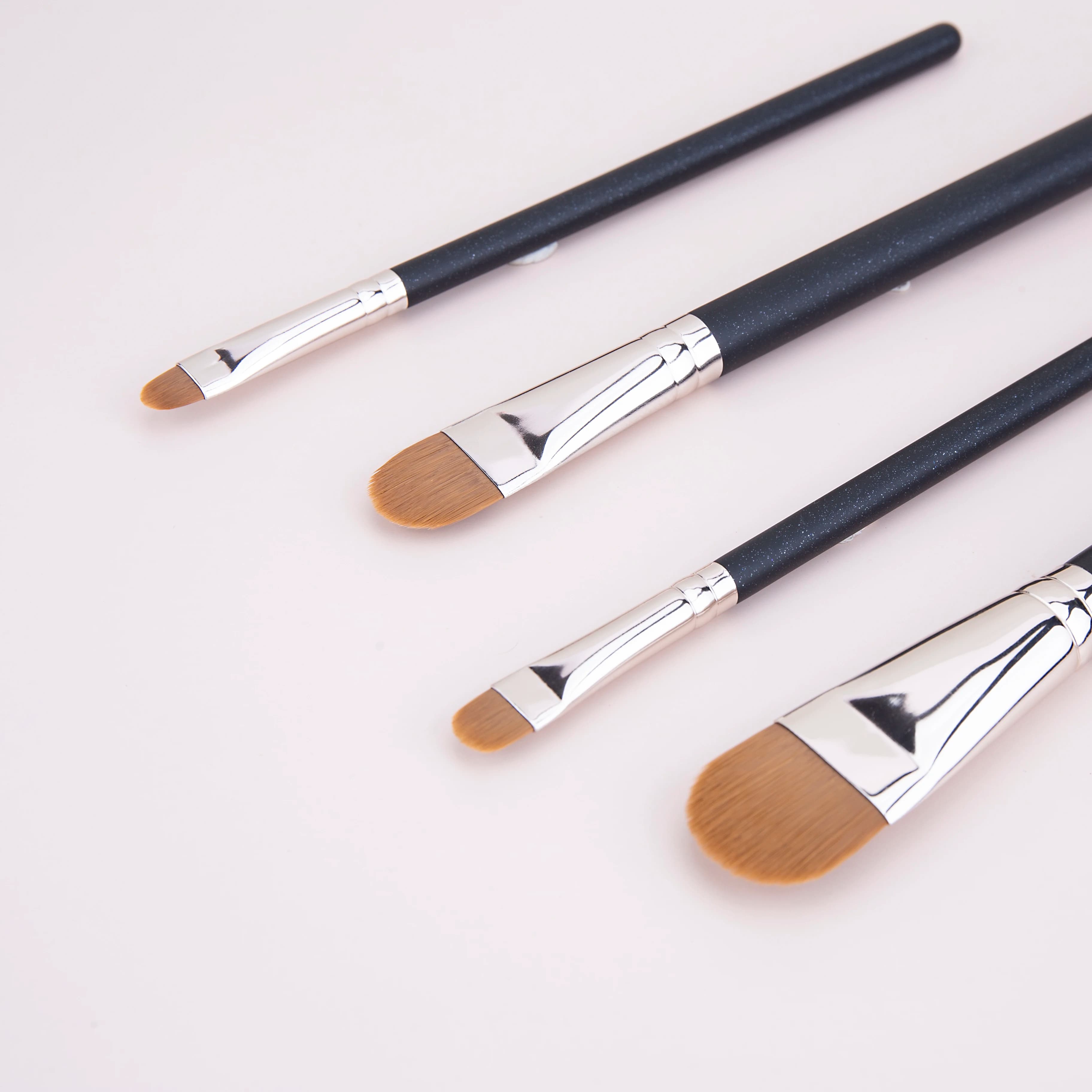 M-191 round flat M-191 ultra-thin makeup brush updated Makeup tool for professional liquid foundation for contour