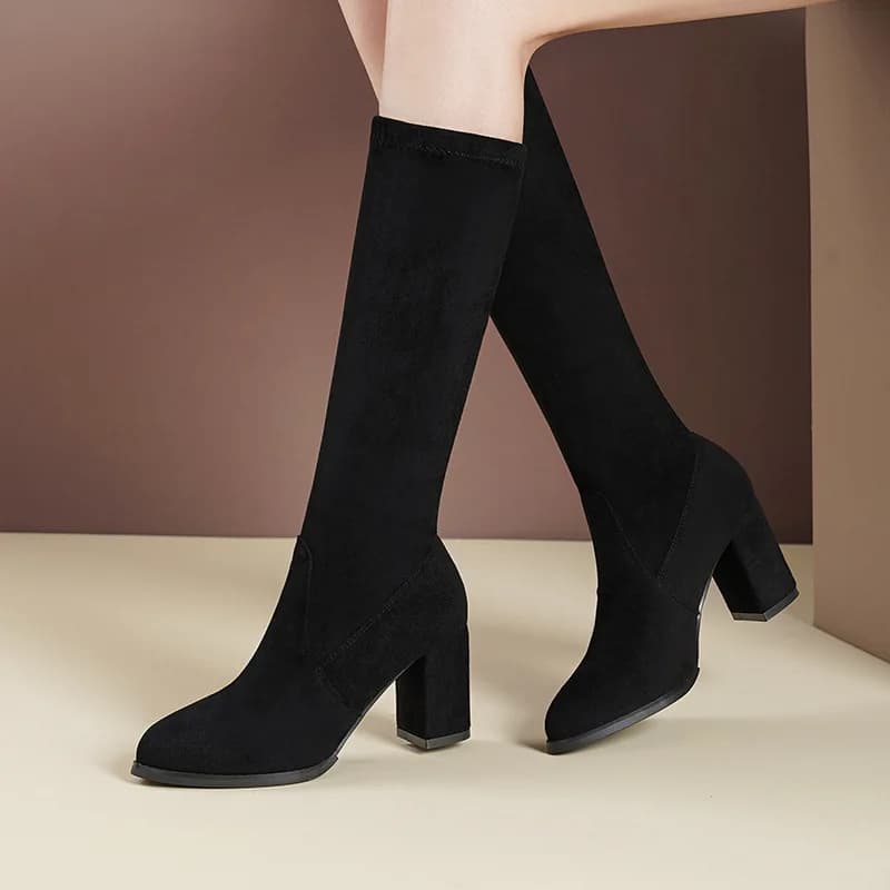 Elastic boots above the women's knee Autumn/Winter in suede leather with tip and big heel