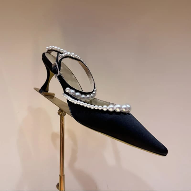 Women's Stripe Sandals with Pointed Toe Chain Women's Summer 2025 Strap with French Cavalry Buckle Closed Toe High Heels Wedding Shoes
