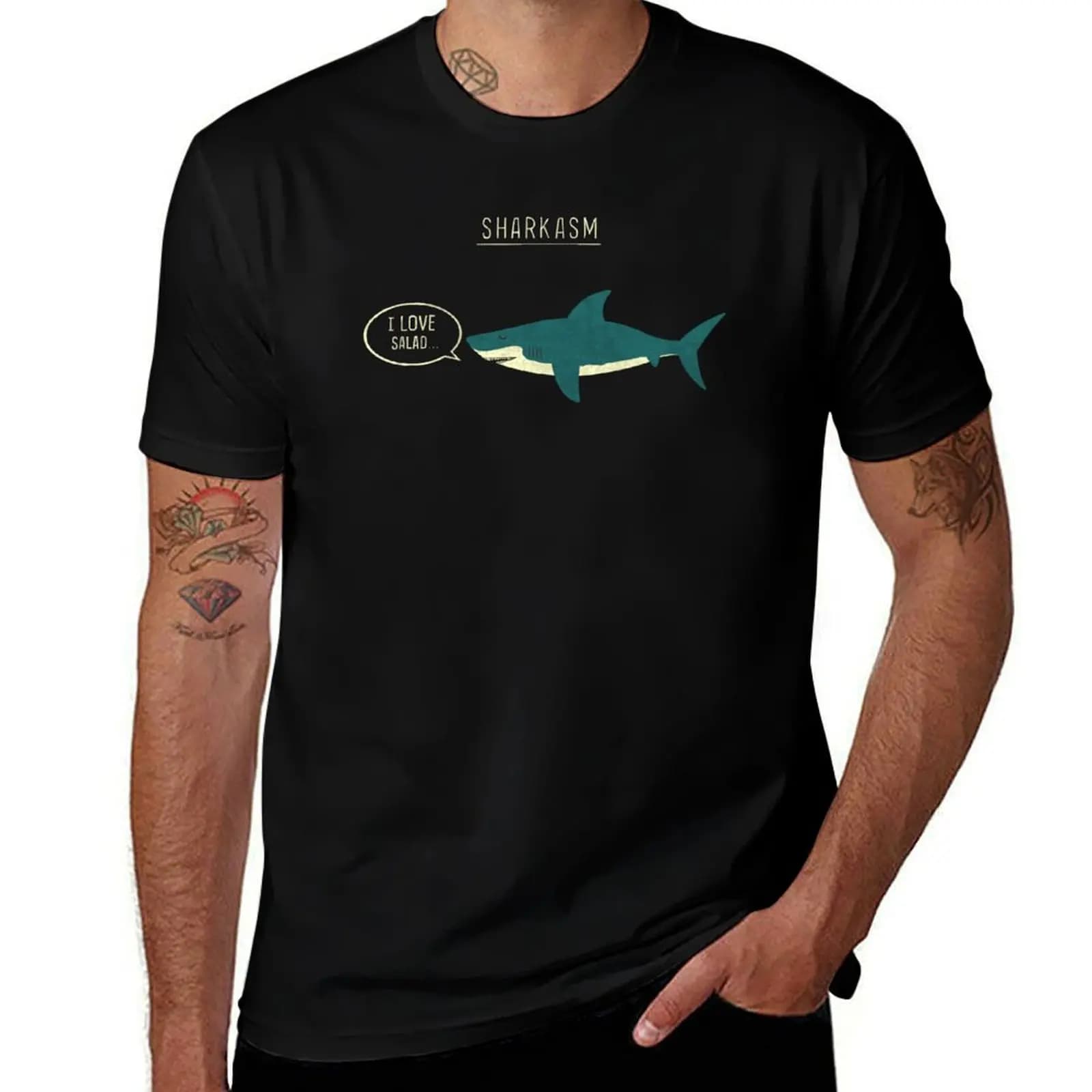T-shirt Sharkasm a tema natalizio
