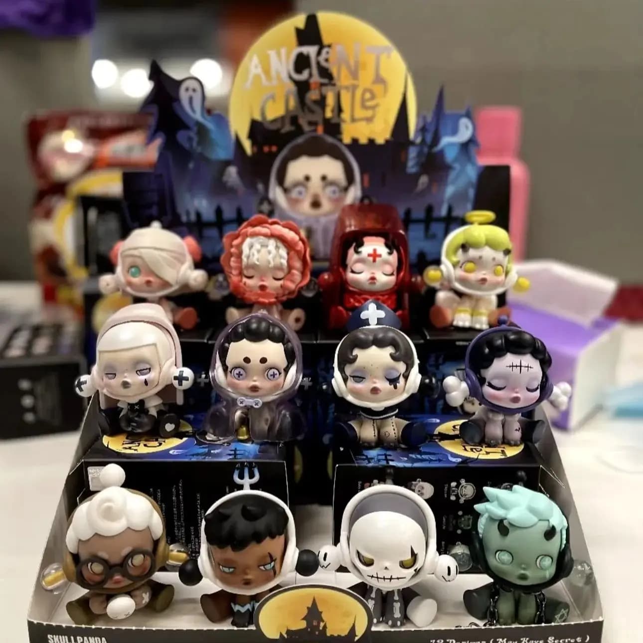 POP MART SkullPanda Castello Antico Serie Scatola Cieca Originale Scatola Misteriosa Guess Bag Giocattoli Bambola Cute Anime Figura Ornamenti Per Il Desktop