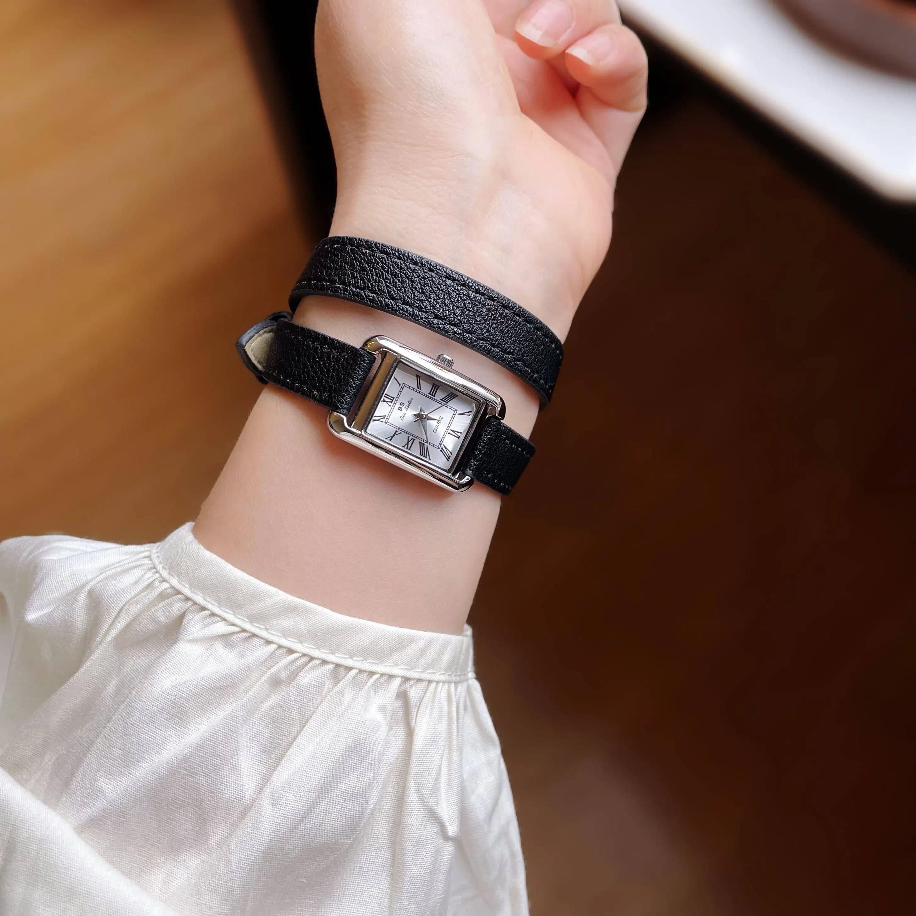 New Leather Strap Watch With A Simple, Retro Square Dial. A Perfect Gift For Women And Students; A Trendy Watch For Women.