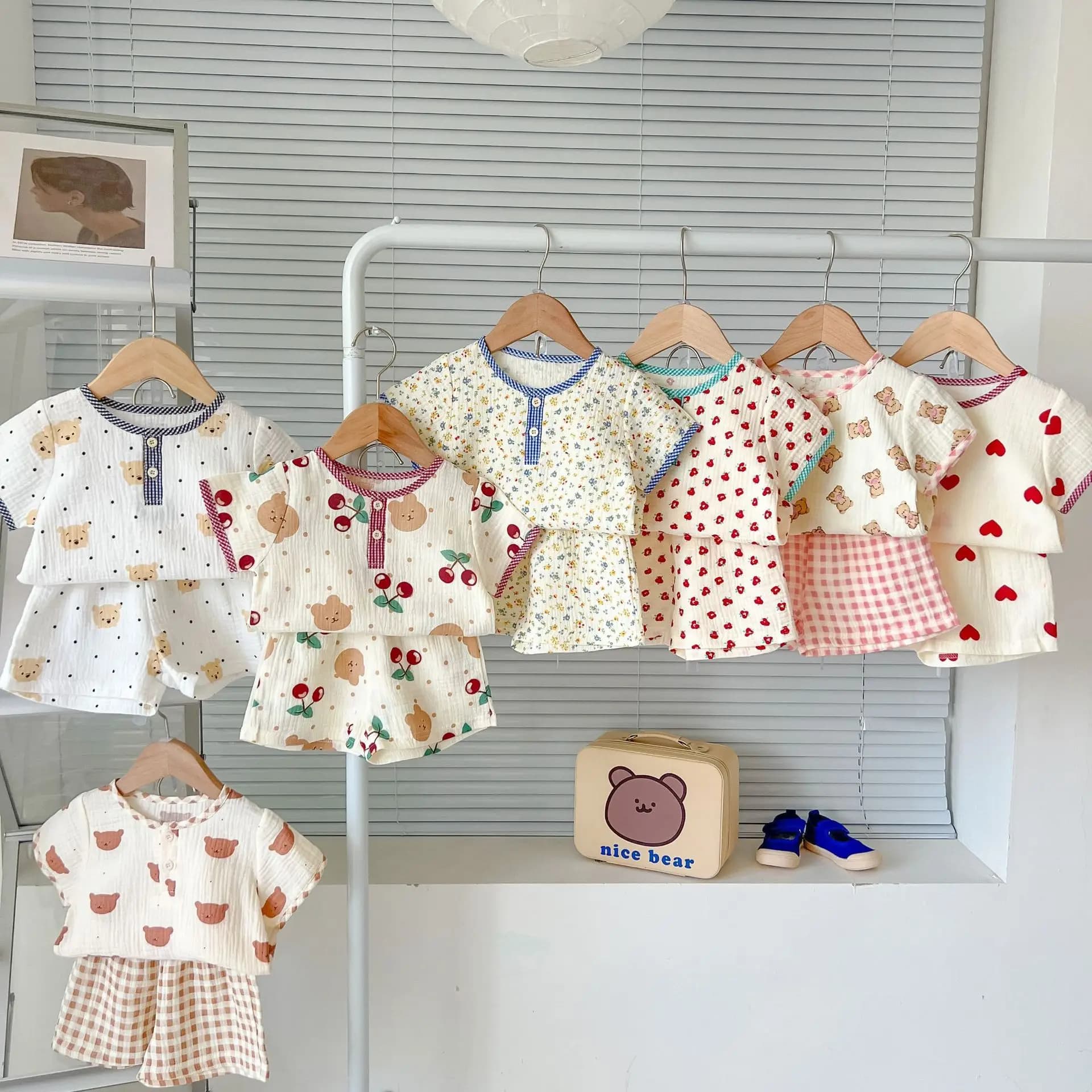 Kid Summer New Casual Set Cute Bear T-shirt Baby Girl Cherry Short Sleeves Tops And Simple Plaid Loose Cotton Shorts Boy Suit